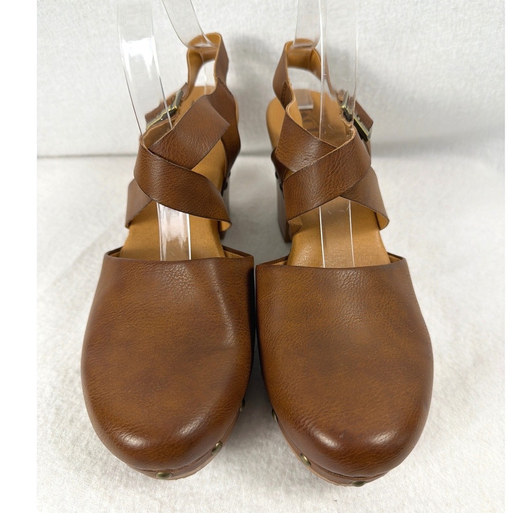 Korks Womens Brown Faux Leather Clog Sandals Platform Block Heel Studded Sz 11